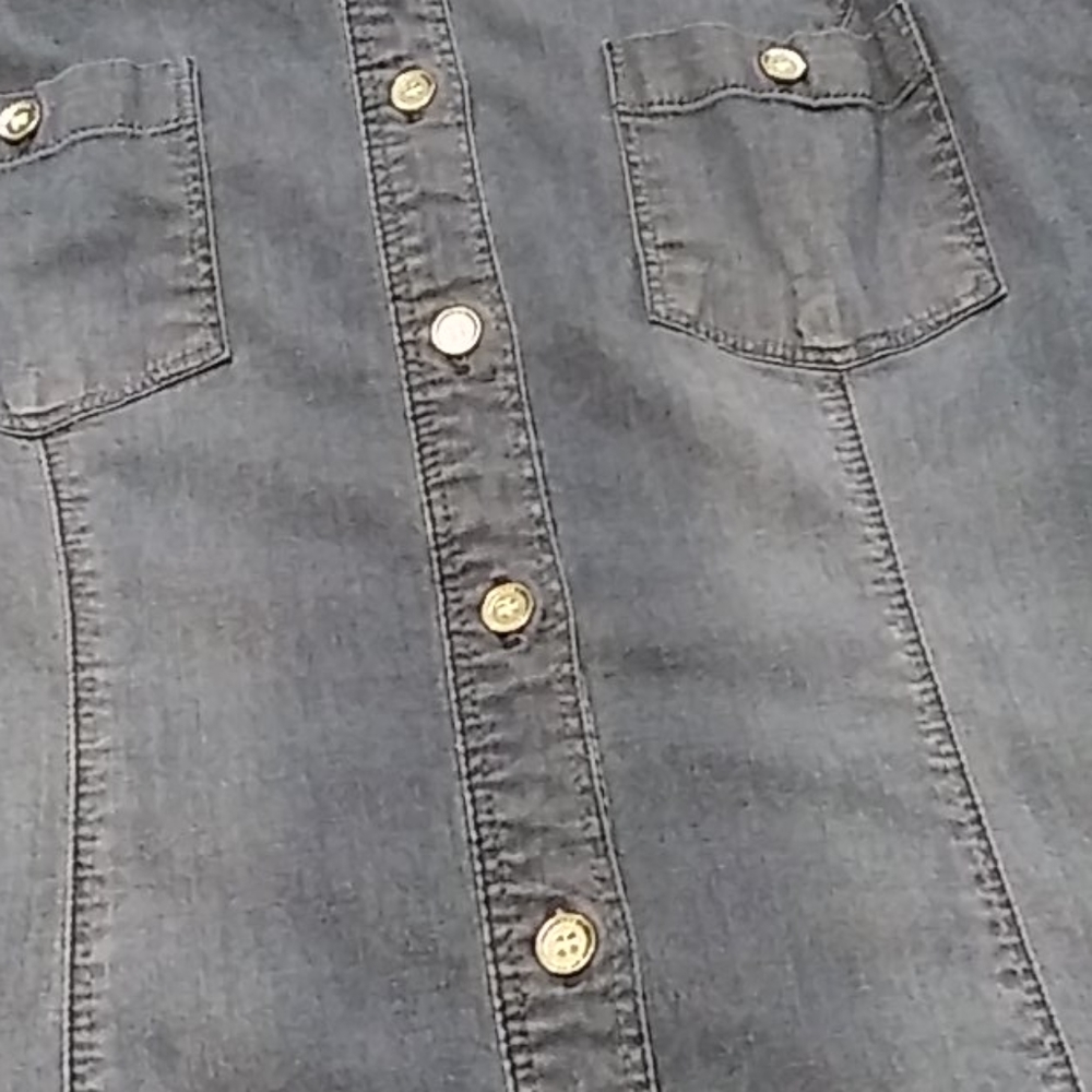 Guess los Angeles denim shirt. - Picture 5 of 16